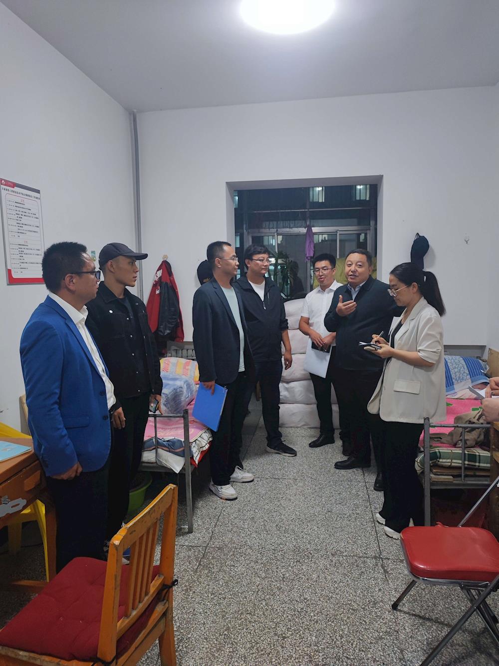 40fc5661597c402b8e26abfd2618b776.jpg 40fc5661597c402b8e26abfd2618b776.jpg