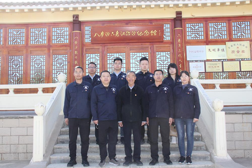 5ce044f2e67540928de13cd1fd924bf9.jpg 5ce044f2e67540928de13cd1fd924bf9.jpg