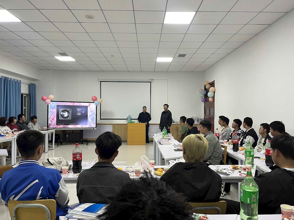 85730de5a96248e187b33e52f061e216.jpg 85730de5a96248e187b33e52f061e216.jpg