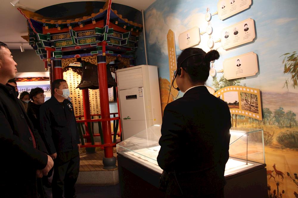 c2b5e0e90f1a415d91a08d628988eb5e.jpg c2b5e0e90f1a415d91a08d628988eb5e.jpg