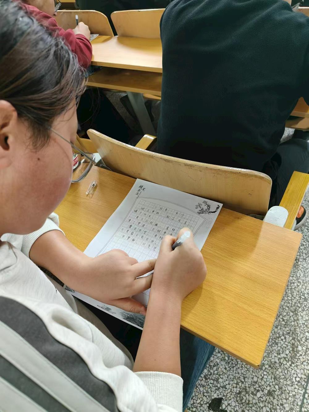 f0bf3902c5b54d759064339377f79e4c.jpg f0bf3902c5b54d759064339377f79e4c.jpg