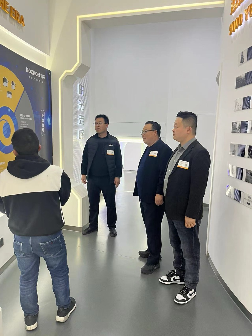 fe4e6856aa744916a04ef734bd74dc44.png fe4e6856aa744916a04ef734bd74dc44.png